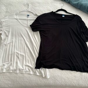 Oversized Old Navy tees